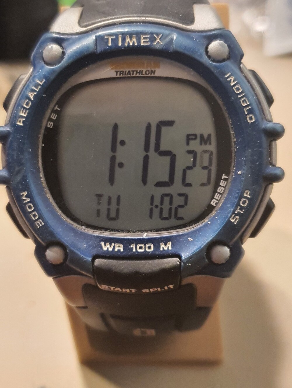 Vtg Timex Ironman Triathlon 100 Lap Digital Alarm Chrono Men's Watch